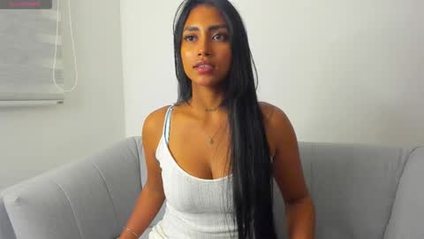 Mia Velvet  online show from December 2, 5:46 am