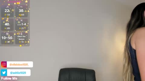 Mia Villalobos online show from October 30, 12:17 pm