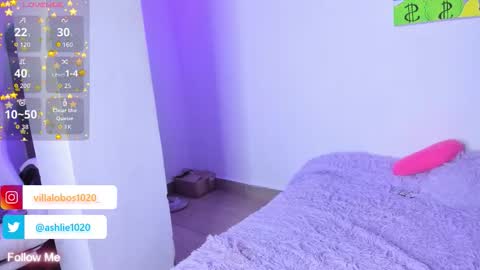 Mia Villalobos online show from February 3, 6:40 am