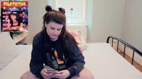 Mia  online show from April 27, 3:54 pm