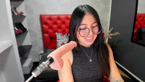 M I A W I L S online show from February 14, 5:41 am