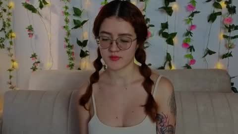 Snapshot of miawinxxx848 chatting on October 7, 8:39 pm Mia Winx online show from October 7, 8:39 pm