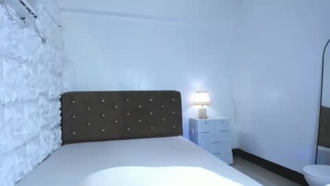 Snapshot of micaganda1 chatting on March 22, 7:39 pm urbaby mica online show from March 22, 7:39 pm