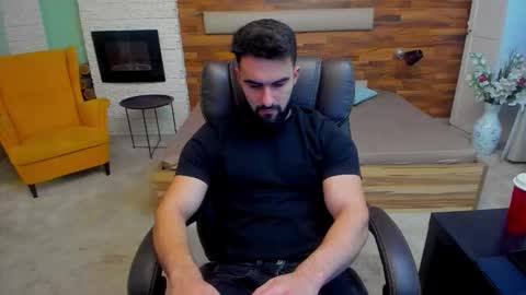 Snapshot of micahlane chatting on November 14, 5:39 am MicahLane online show from November 14, 5:39 am