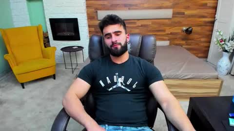 Snapshot of micahlane chatting on December 14, 4:12 pm MicahLane online show from December 14, 4:12 pm