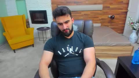 MicahLane online show from December 19, 5:14 am