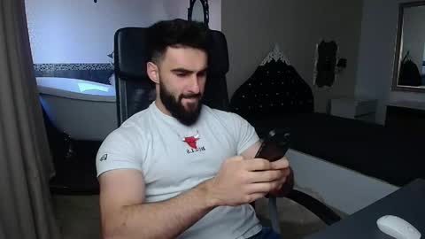 MicahLane online show from May 1, 4:39 am