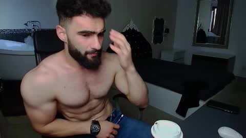 MicahLane online show from June 5, 3:13 am