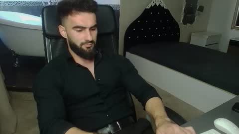 MicahLane online show from June 25, 5:12 am