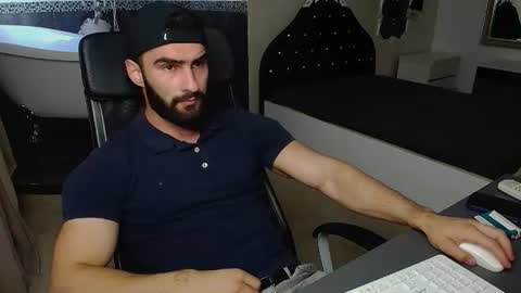MicahLane online show from July 19, 4:27 am