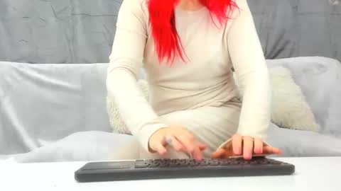 Snapshot of micapora chatting on December 1, 7:14 pm Goddess M online show from December 1, 7:14 pm