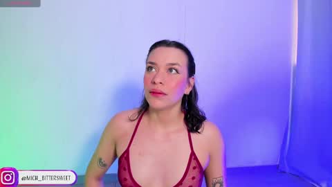 Snapshot of mich_bittersweet chatting on March 2, 3:05 pm online show from March 2, 3:05 pm