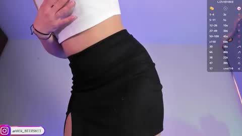 Snapshot of mich_bittersweet chatting on September 25, 10:13 pm online show from September 25, 10:13 pm