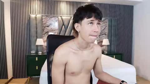 Michael online show from February 19, 7:54 pm