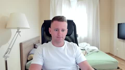 Snapshot of michael_birkin chatting on February 28, 9:58 am Michael Birkin online show from February 28, 9:58 am