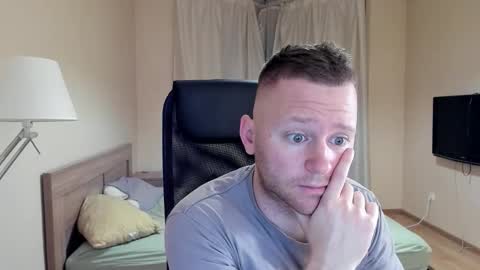 Snapshot of michael_birkin chatting on October 11, 4:01 am Michael Birkin online show from October 11, 4:01 am