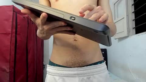 michael_david0528 online show from June 4, 2:39 am
