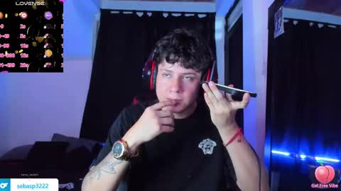 Snapshot of michael_kendall0 chatting on December 7, 7:32 pm michael independent model  online show from December 7, 7:32 pm