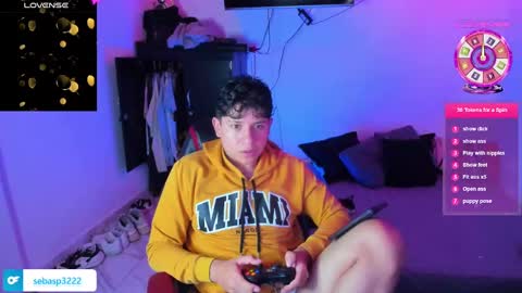 Snapshot of michael_kendall0 chatting on February 8, 12:17 am michael independent model  online show from February 8, 12:17 am