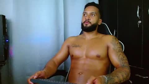 maximo online show from February 20, 6:26 am