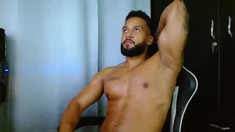 maximo online show from February 23, 1:36 am