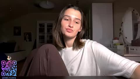 Emily online show from November 1, 2:30 pm