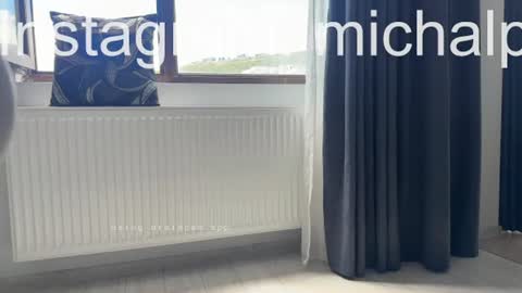 Snapshot of michael_sexdevil chatting on June 22, 8:22 am michael_sexdevil online show from June 22, 8:22 am