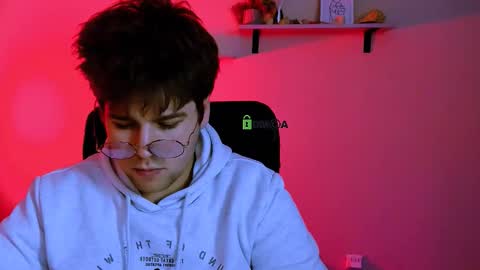 Your Michael online show from February 1, 8:07 pm