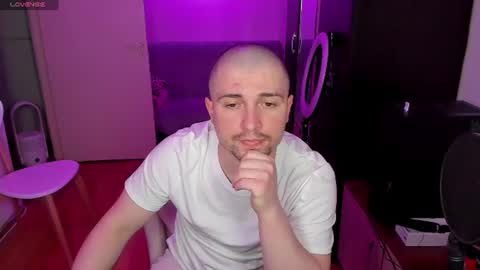 Michael online show from June 10, 3:22 pm