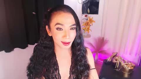 michaelagoddess online show from October 3, 6:38 pm