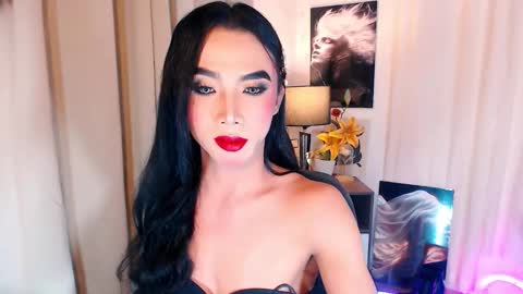 michaelagoddess online show from December 16, 3:28 pm