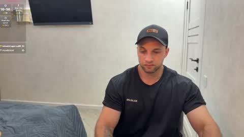 michaelbradley_for_u online show from July 25, 8:39 pm