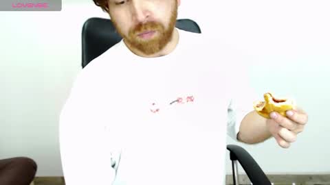 Snapshot of michaelhawtin chatting on October 8, 1:58 am Michael Contenido explcito online show from October 8, 1:58 am