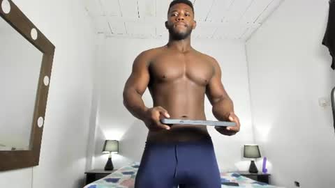 Snapshot of michaell_donnovann chatting on June 12, 6:29 pm michaell_donnovann online show from June 12, 6:29 pm