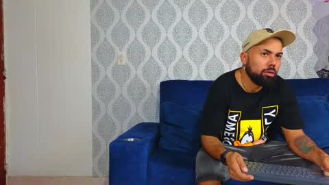 Michaell online show from February 18, 1:21 am