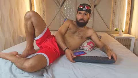 Michaell online show from May 12, 10:40 pm