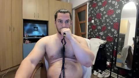 Snapshot of michaelragnar90 chatting on May 17, 6:33 am michaelragnar90 online show from May 17, 6:33 am