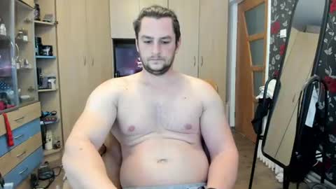 Snapshot of michaelragnar90 chatting on June 9, 6:47 am michaelragnar90 online show from June 9, 6:47 am