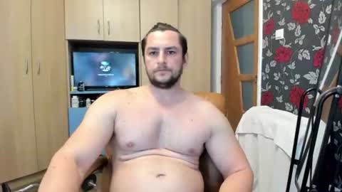 Snapshot of michaelragnar90 chatting on June 17, 3:02 pm michaelragnar90 online show from June 17, 3:02 pm