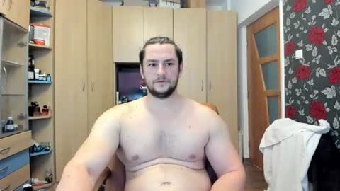 Snapshot of michaelragnar90 chatting on June 18, 12:20 pm michaelragnar90 online show from June 18, 12:20 pm