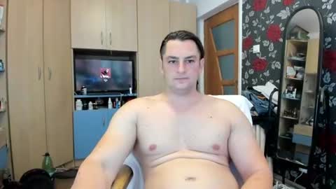 Snapshot of michaelragnar90 chatting on June 30, 7:20 am michaelragnar90 online show from June 30, 7:20 am