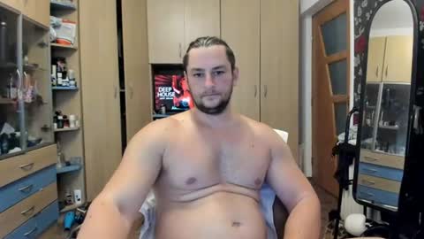 Snapshot of michaelragnar90 chatting on July 20, 11:34 am michaelragnar90 online show from July 20, 11:34 am