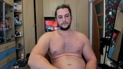 Snapshot of michaelragnar90 chatting on July 28, 5:58 am michaelragnar90 online show from July 28, 5:58 am
