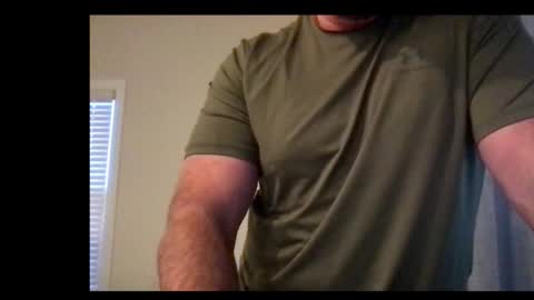 Snapshot of michaelt483 chatting on December 14, 9:30 pm michaelt483 online show from December 14, 9:30 pm