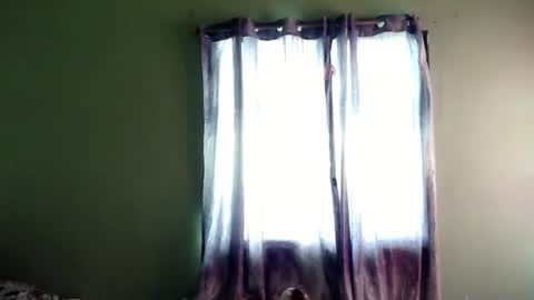 Snapshot of michaeltagocon chatting on January 3, 3:27 am My name is Kel 18. 53 short and petite... online show from January 3, 3:27 am