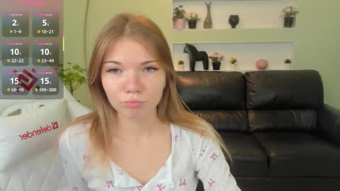 michafox online show from February 6, 11:46 am