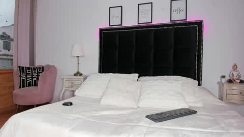 michel_owens online show from March 12, 12:00 pm