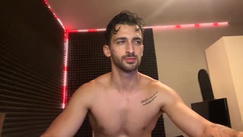 Snapshot of michelemagnetico chatting on September 10, 11:16 pm michelemagnetico online show from September 10, 11:16 pm