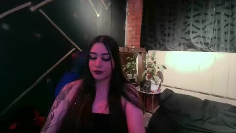 Snapshot of michell_h chatting on June 29, 1:12 am Nani online show from June 29, 1:12 am