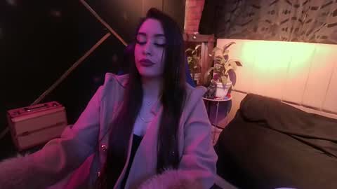 Snapshot of michell_h chatting on June 30, 2:07 pm Nani online show from June 30, 2:07 pm